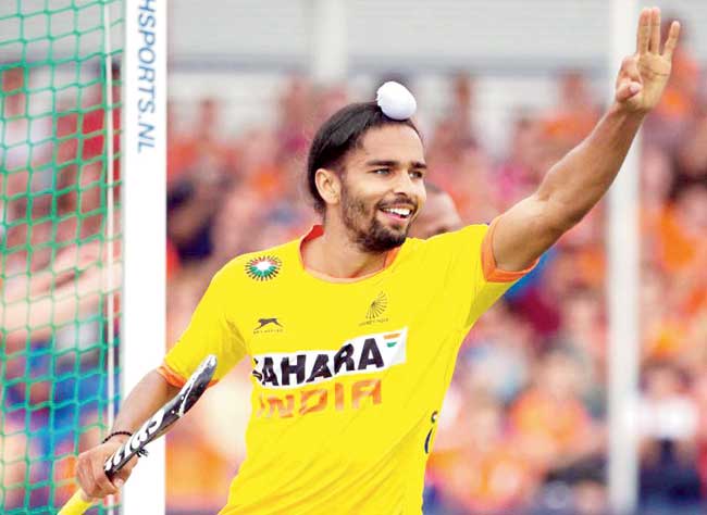 India crush China to seal semis spot in Asian Champions Trophy