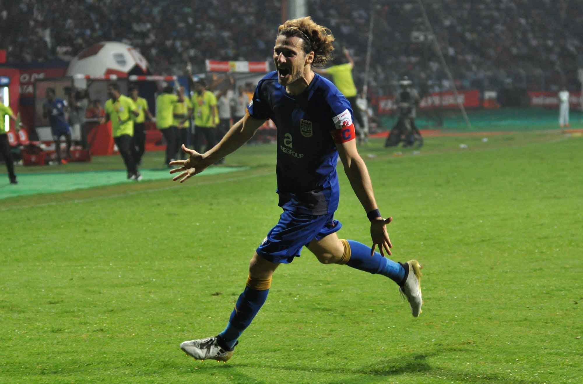 ISL: Forlan’s winner sends Mumbai City FC to the top