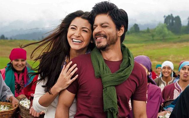 Anushka shares a special equation with Shah Rukh