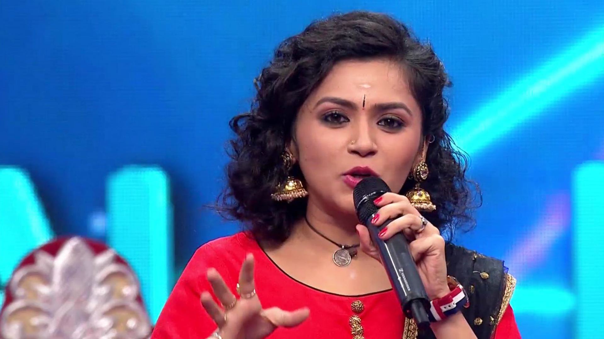 Indian Idol 9 | Maalavika Sundar gets eliminated | Glint tv traces her journey