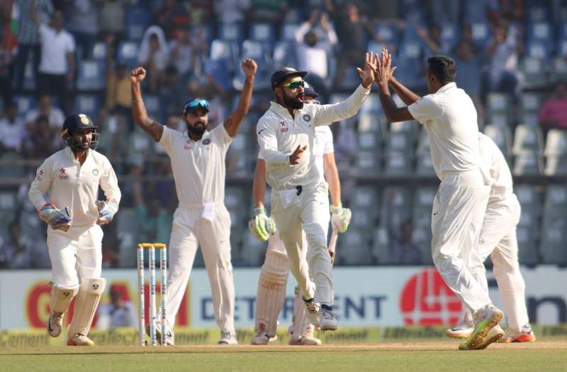 Bowlers hand advantage to India on third day of Test