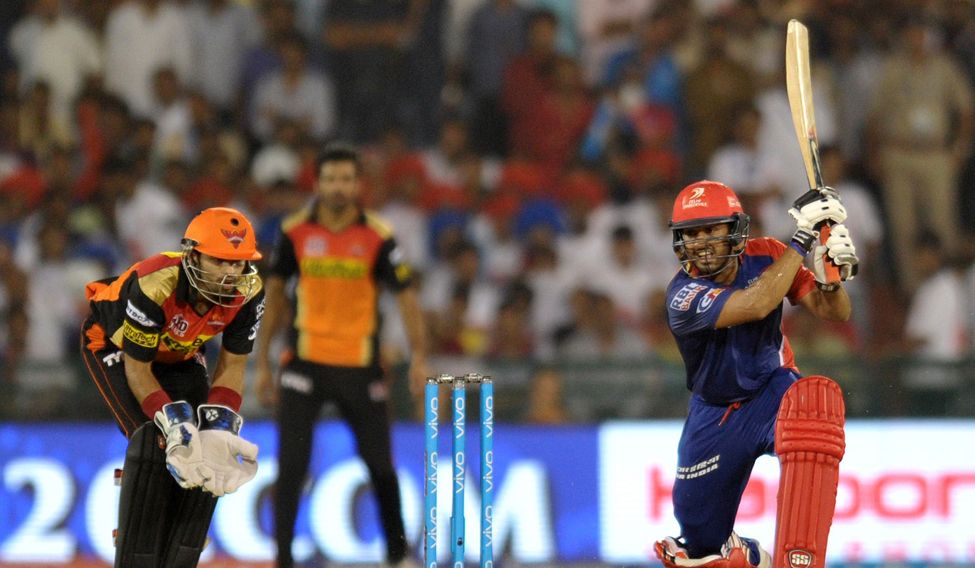IPL-10: Delhi keep play-offs dreams alive with 6-wicket win over Sunrisers