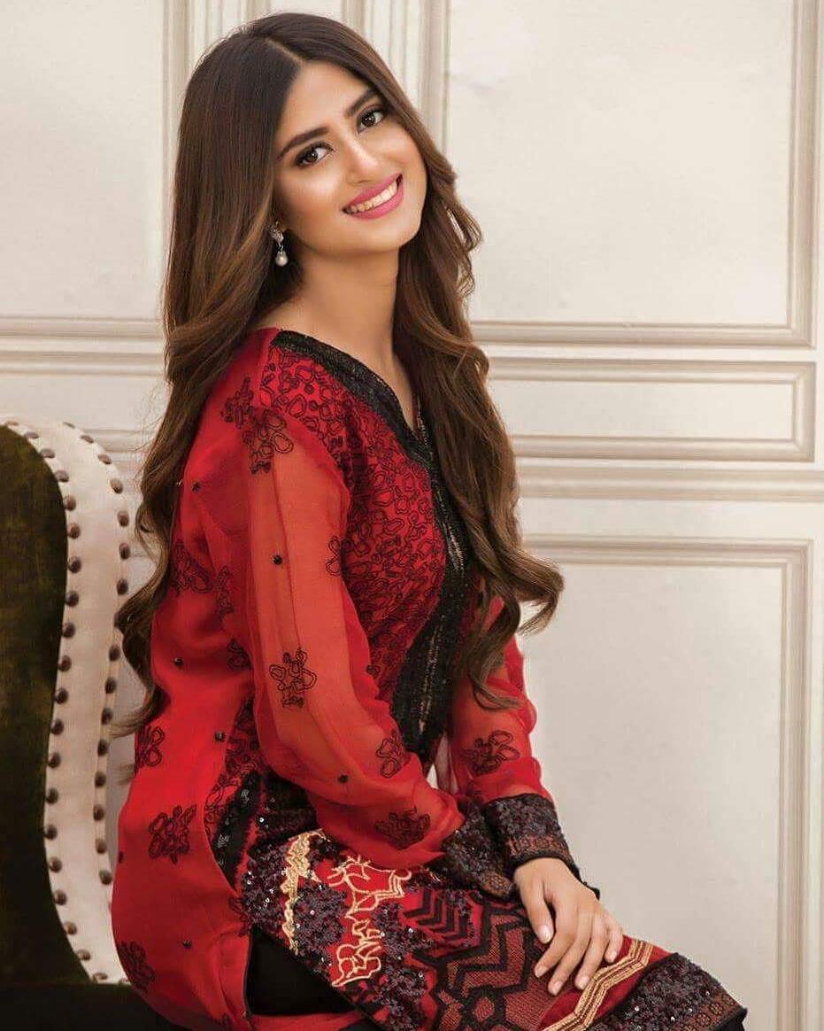 Sajal aly hot